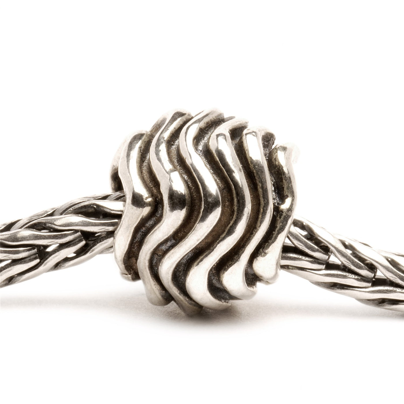 Waves Bead