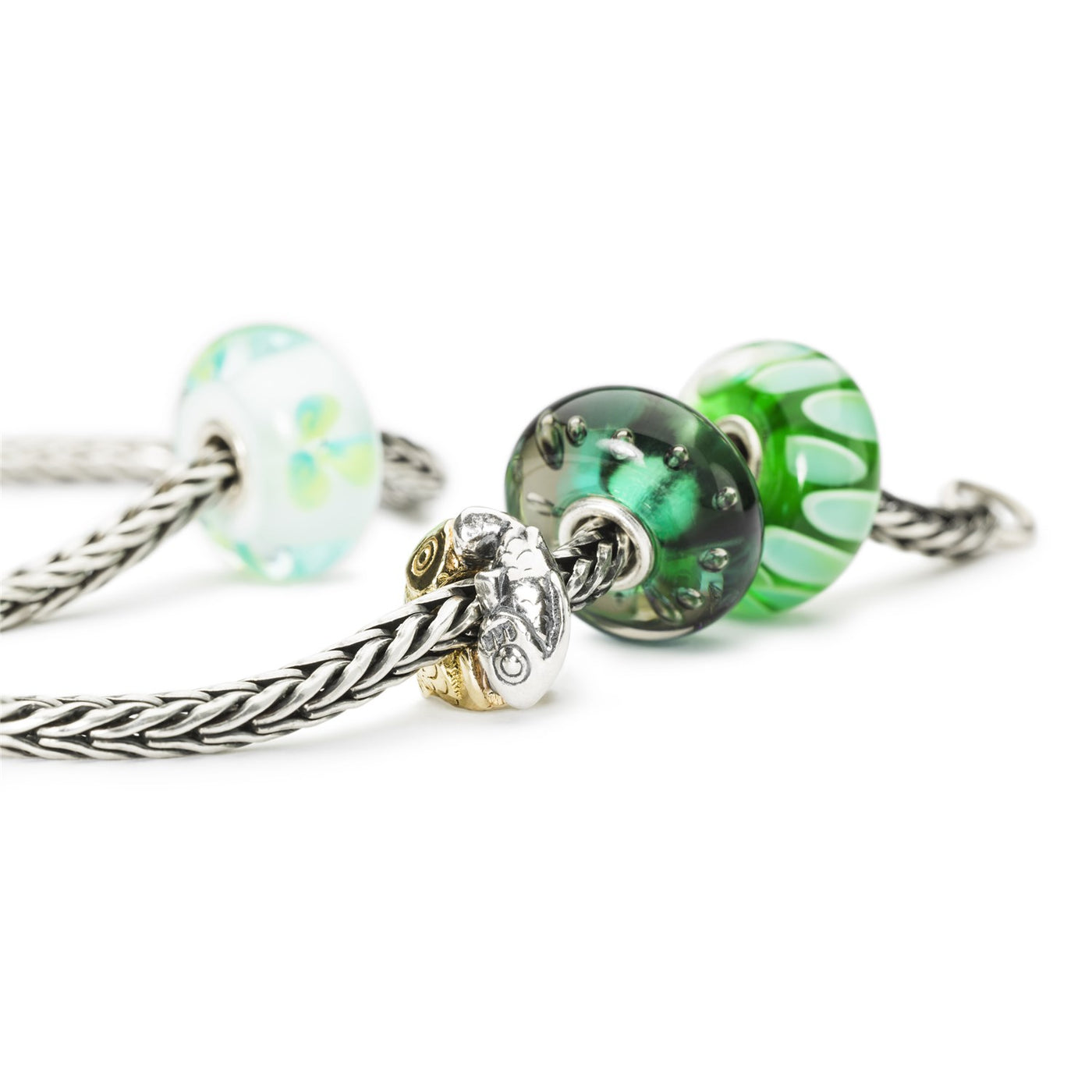 Ice Blue Flower Bead