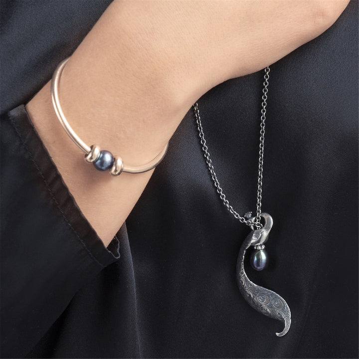 Fantasy Necklace with Peacock Pearl – Trollbeads